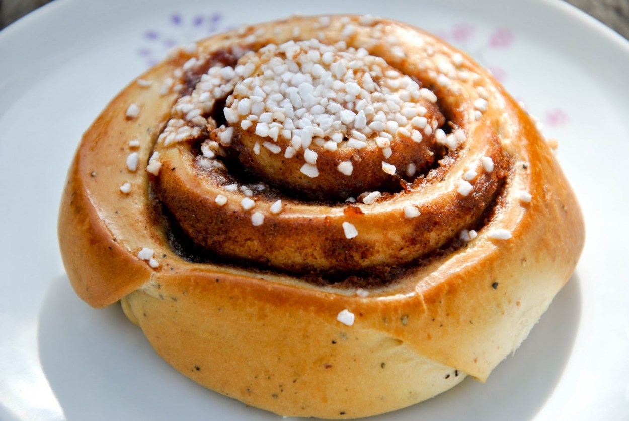Therefore, I thought I would share my favourite Cinnamon Bun Recipe with yo...